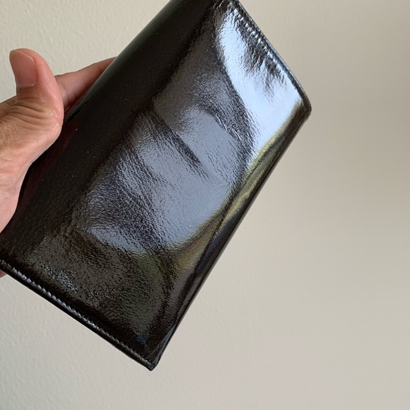 Chanel Wallet - Picture 2 of 8